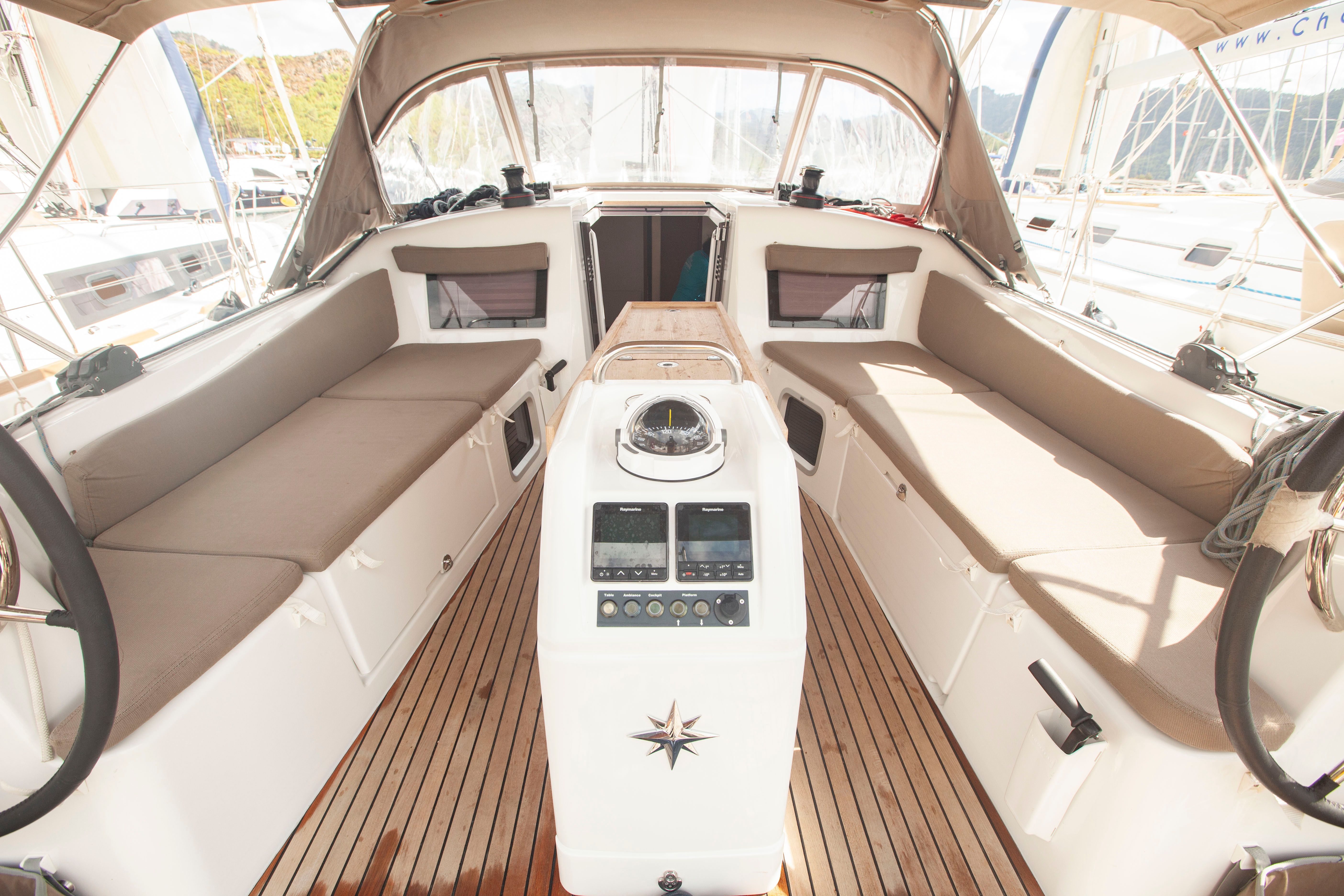 Jeanneau Sun Odyssey 410 | Sea Breeze