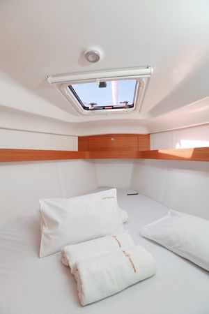 Elan 40 | Black Panther