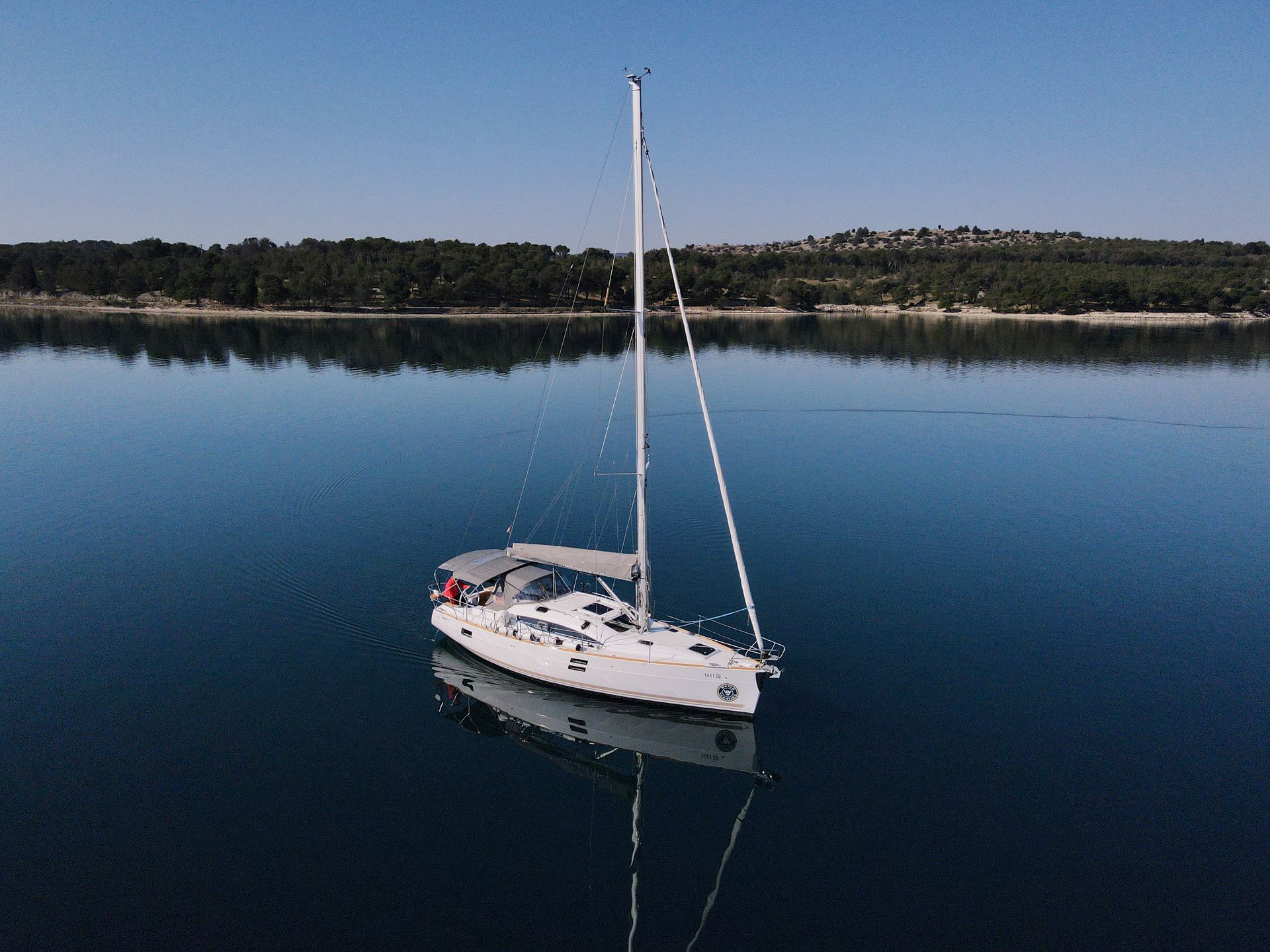 Elan 40 | Black Panther