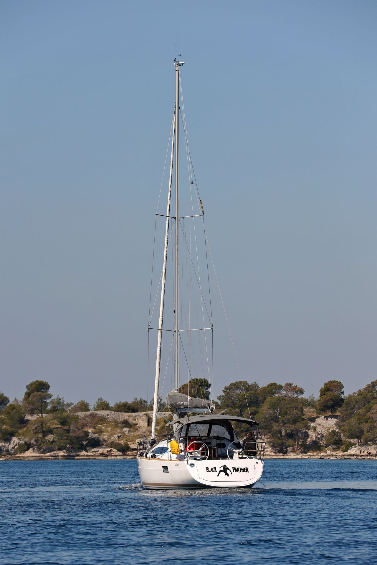 Elan 40 | Black Panther