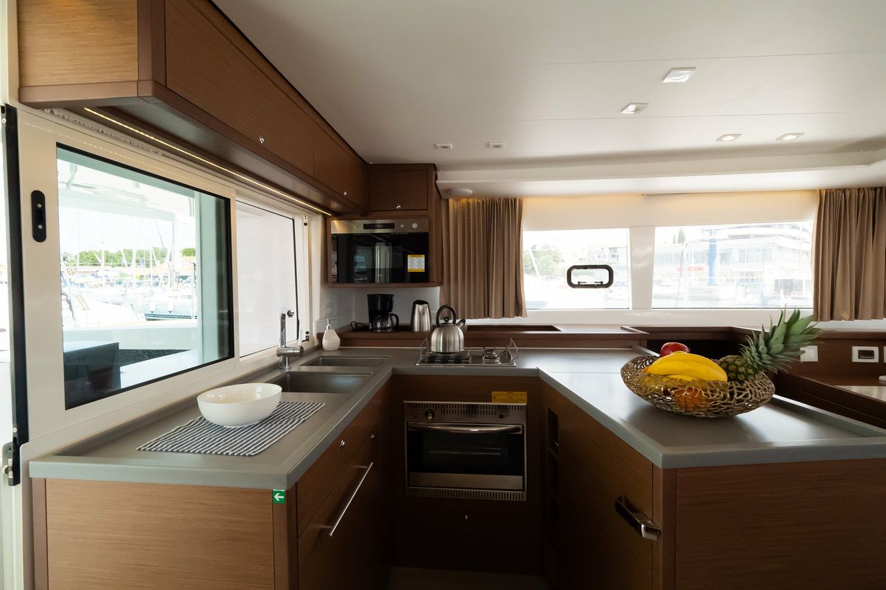 Lagoon 450 F | Summer Wind 1