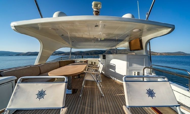 Trawler 65 | Golden Story