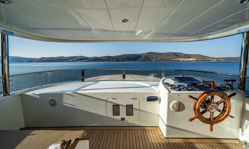 Trawler 65 | Golden Story