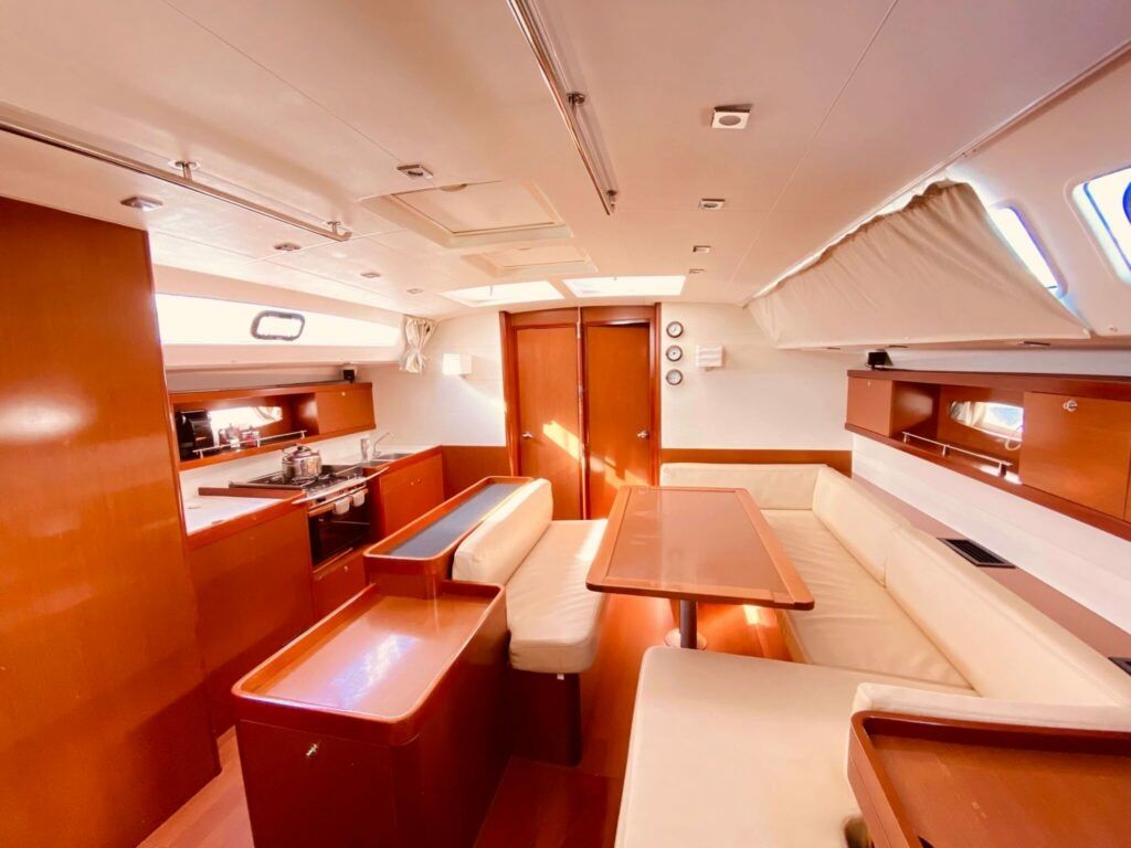 Beneteau Oceanis 50 | Pura Vida