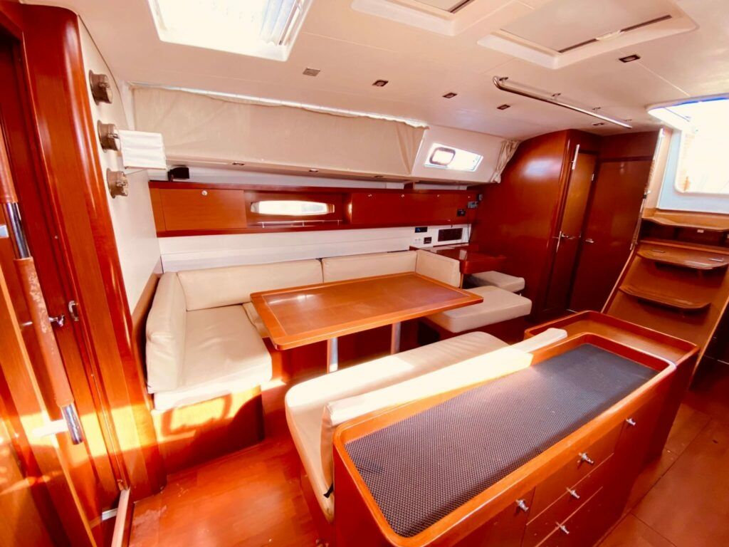 Beneteau Oceanis 50 | Pura Vida