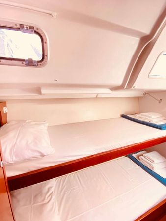 Beneteau Oceanis 50 | Pura Vida