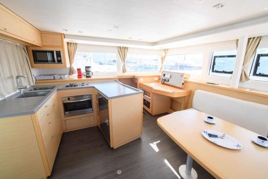 Lagoon 450 F | Athina