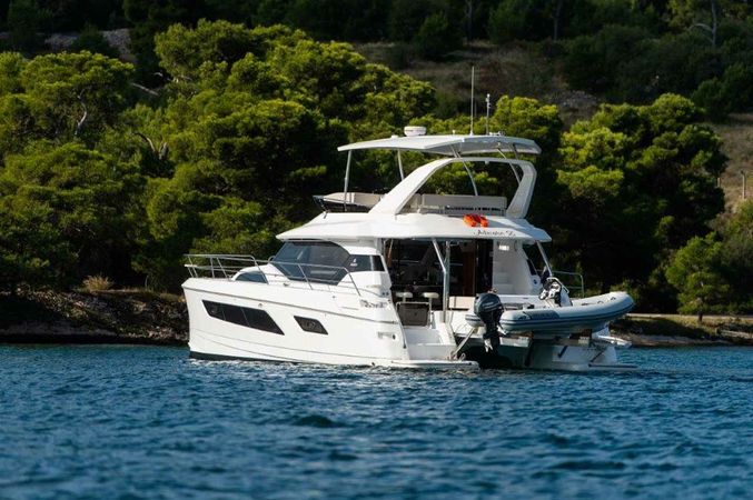 Aquila 44 | Adriatic Z