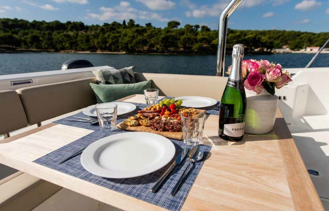 Aquila 44 | Adriatic Z