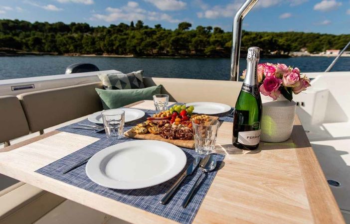 Aquila 44 | Adriatic Z