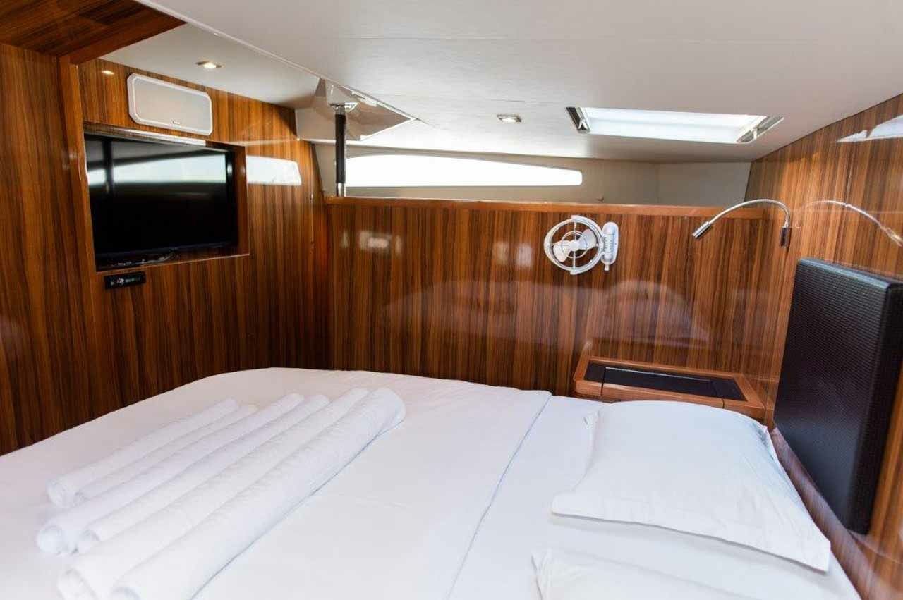 Aquila 44 | Adriatic Z
