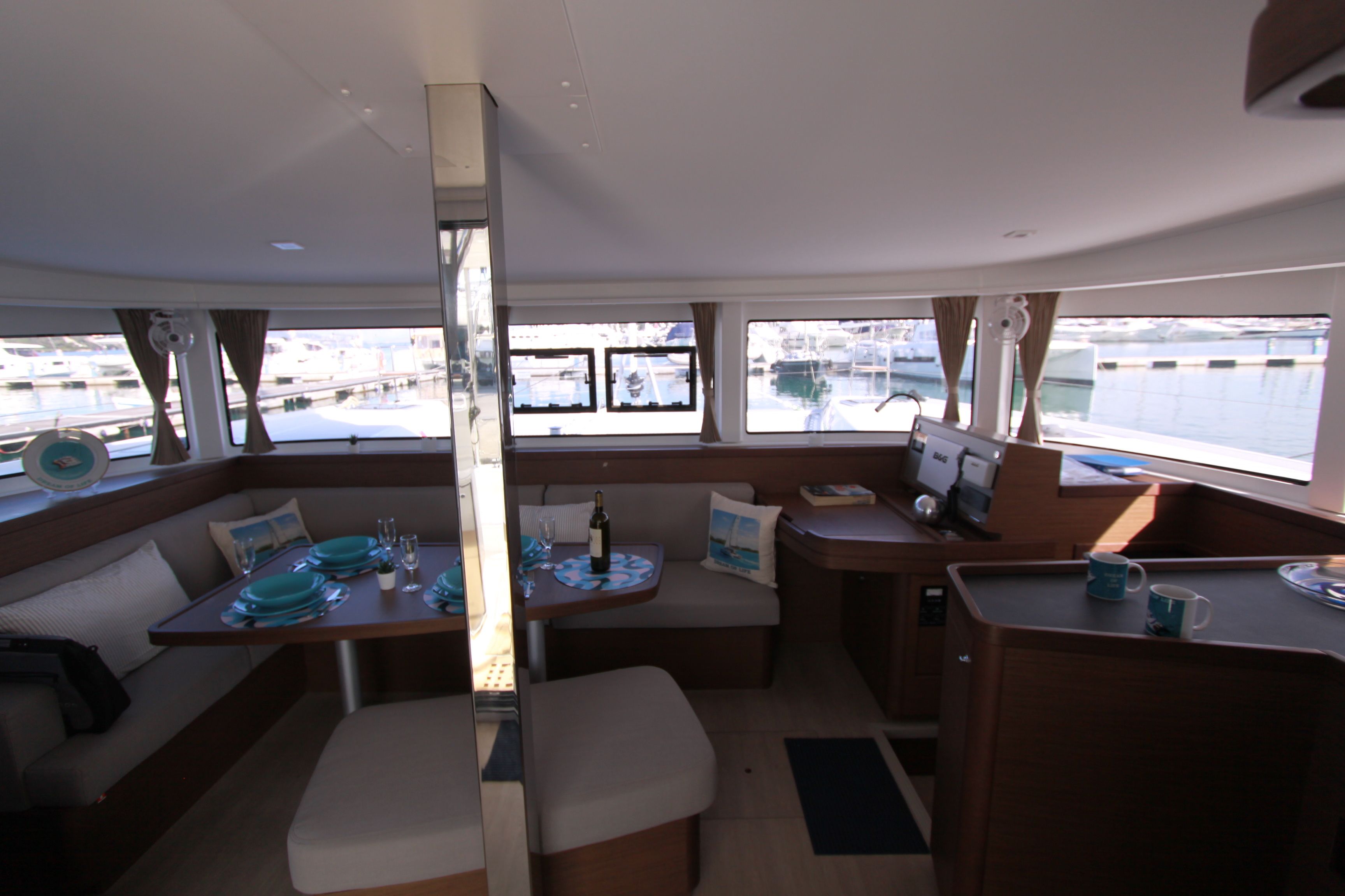 Lagoon 42 | Dream of Life