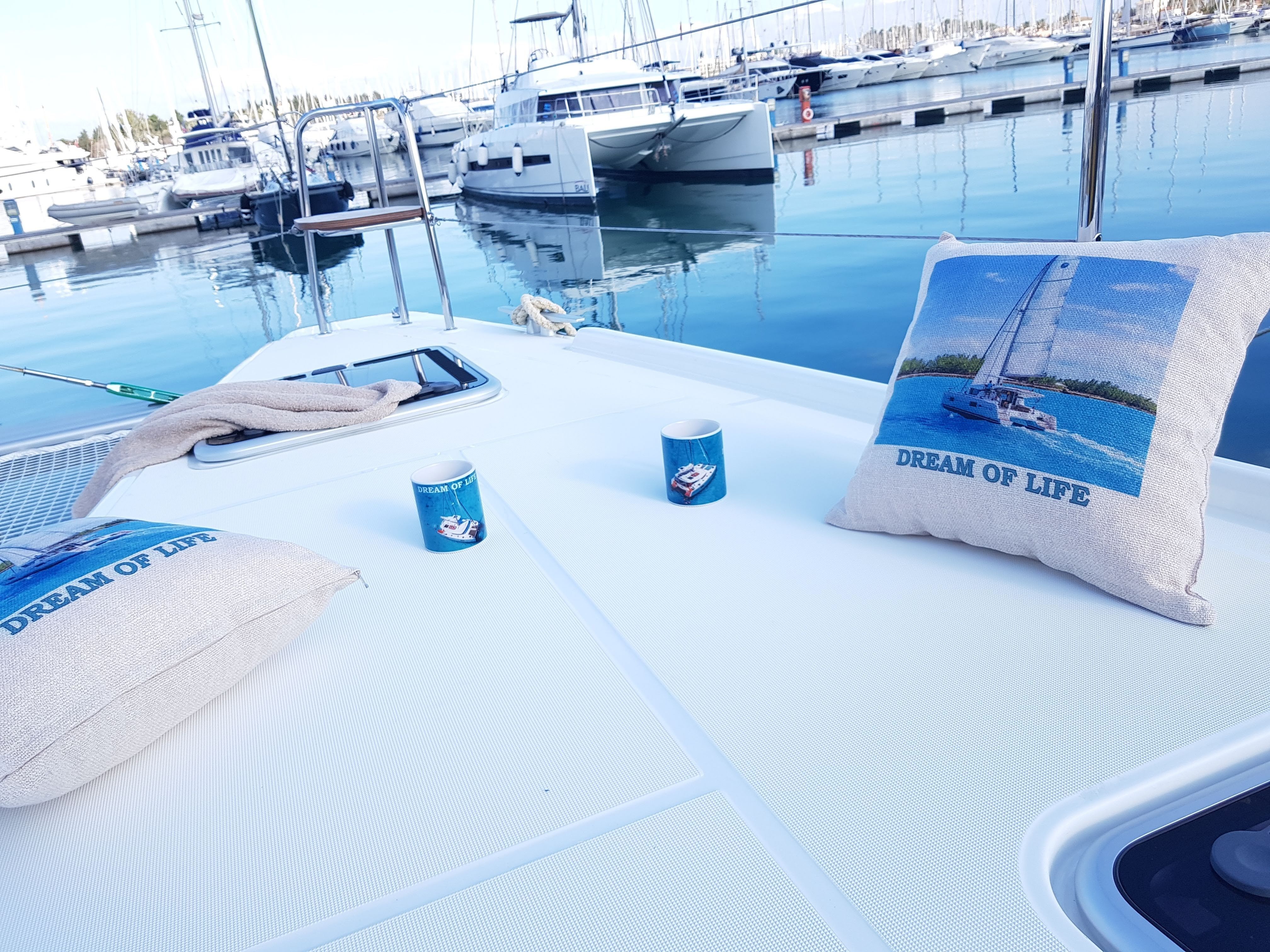 Lagoon 42 | Dream of Life