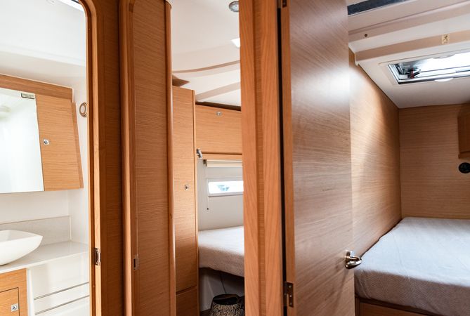 Dufour 520 GL | Blue Moon