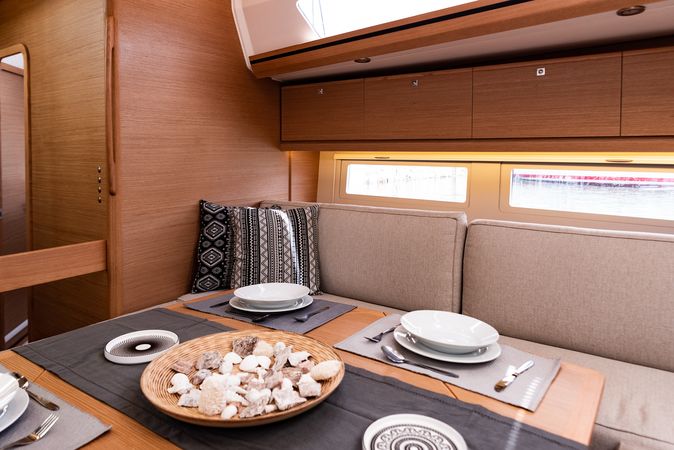 Dufour 520 GL | Blue Moon