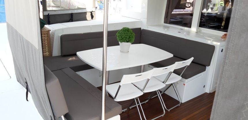 Lagoon 450 F | Amare 1