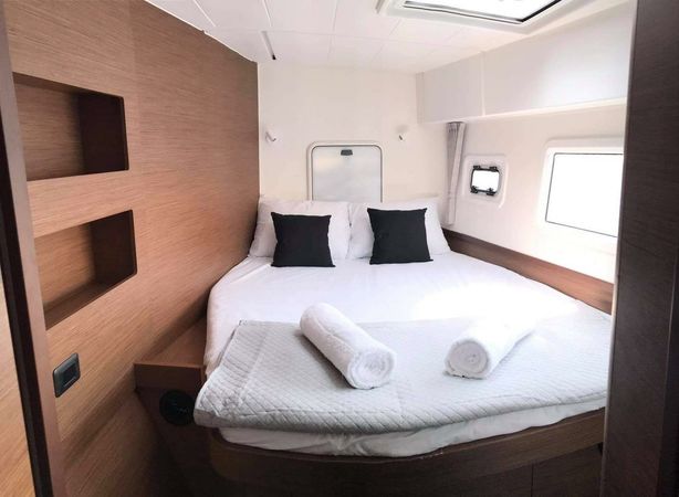 Lagoon 42 | Olympios Zeus