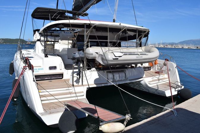 Lagoon 42 | Olympios Zeus