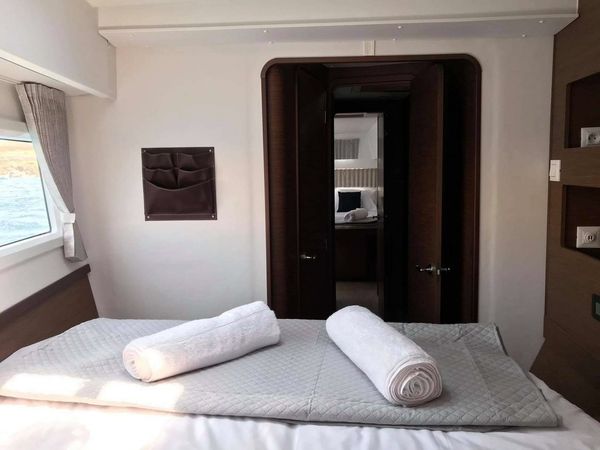 Lagoon 42 | Olympios Zeus