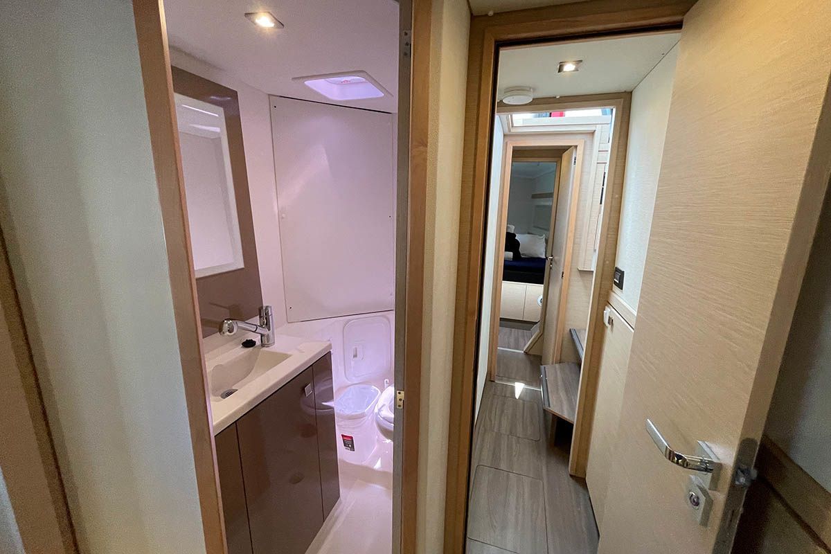 Fountaine Pajot Lucia 40 | Admira