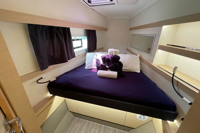 Fountaine Pajot Lucia 40 | Admira