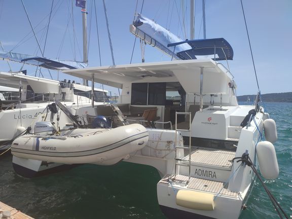 Lucia 40
