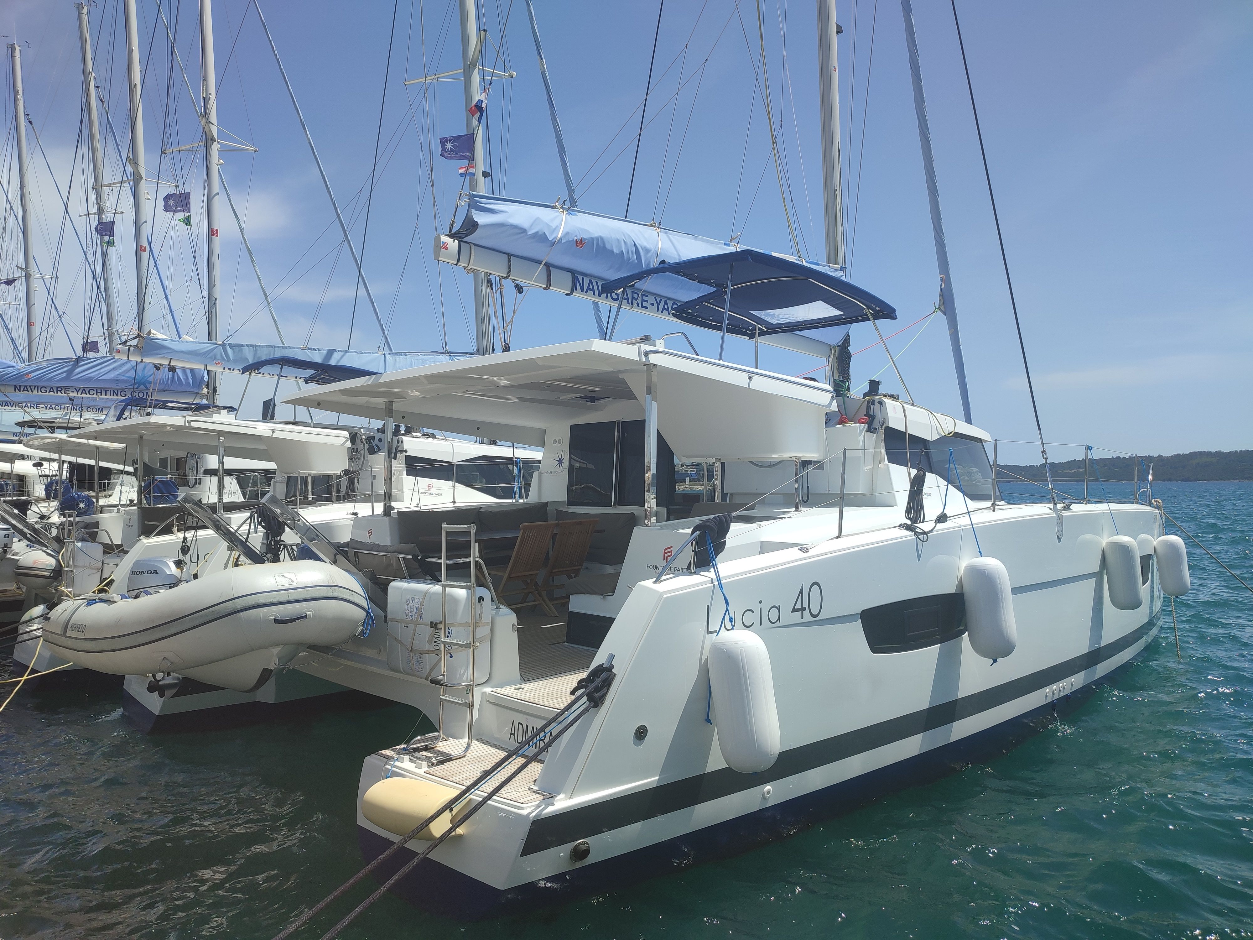 Fountaine Pajot Lucia 40 | Admira