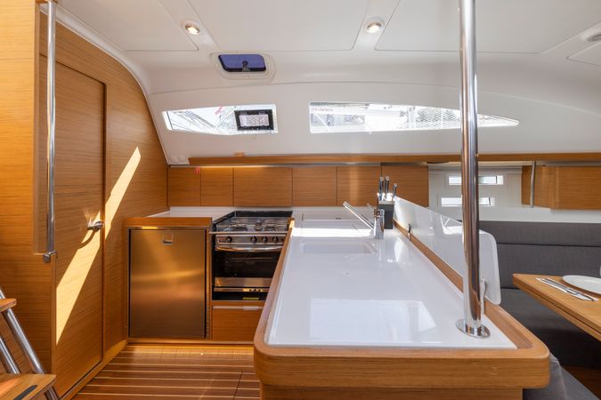 Elan 45 Impression | Hotspot