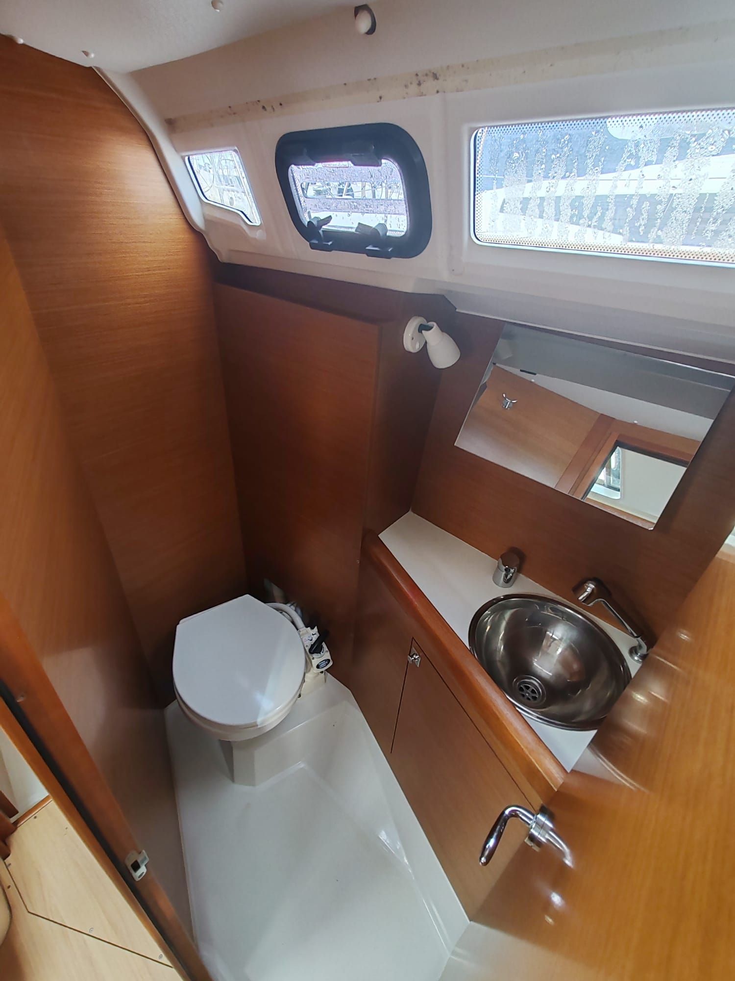 Jeanneau Sun Odyssey 349 | Page