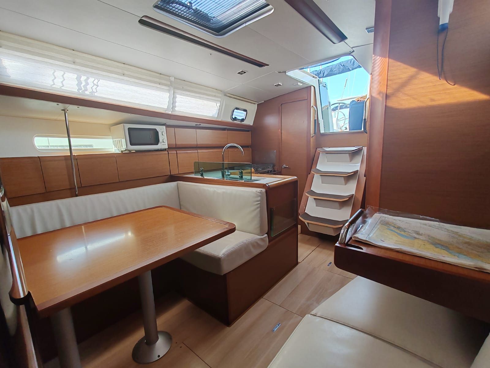 Jeanneau Sun Odyssey 389 | Freddie