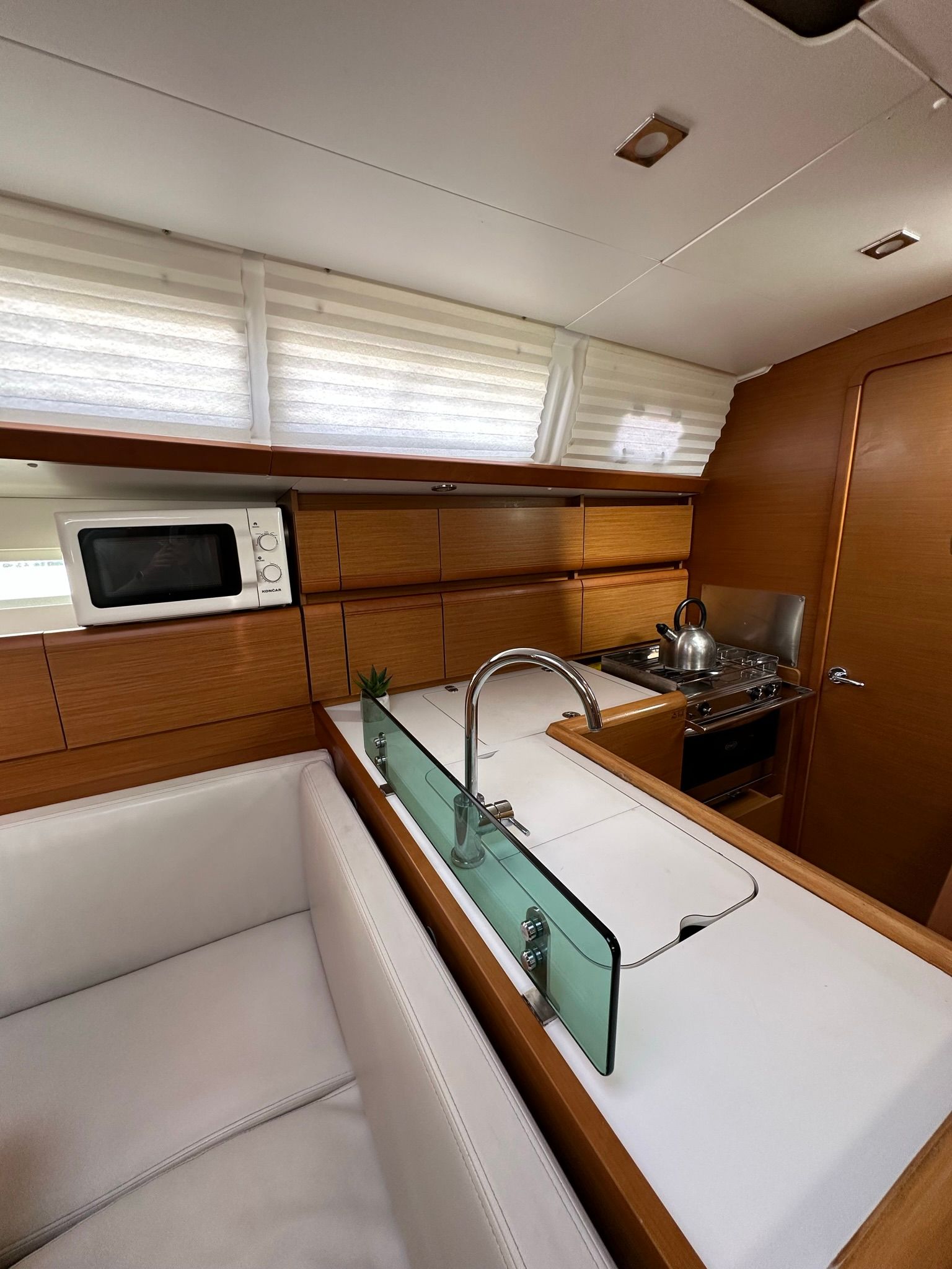Jeanneau Sun Odyssey 389 | Zappa
