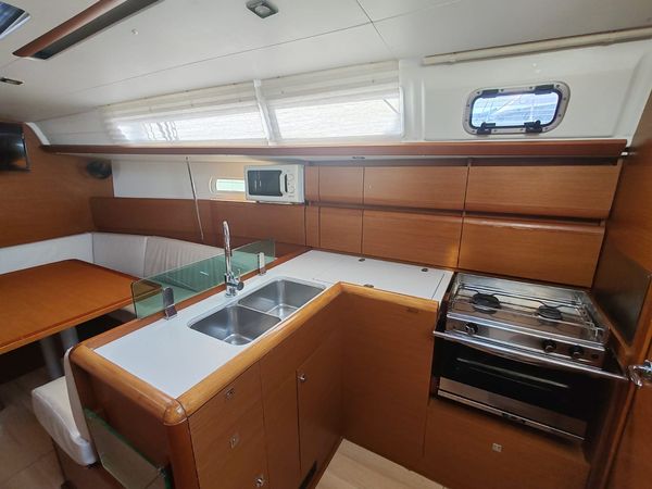 Jeanneau Sun Odyssey 389 | Zappa