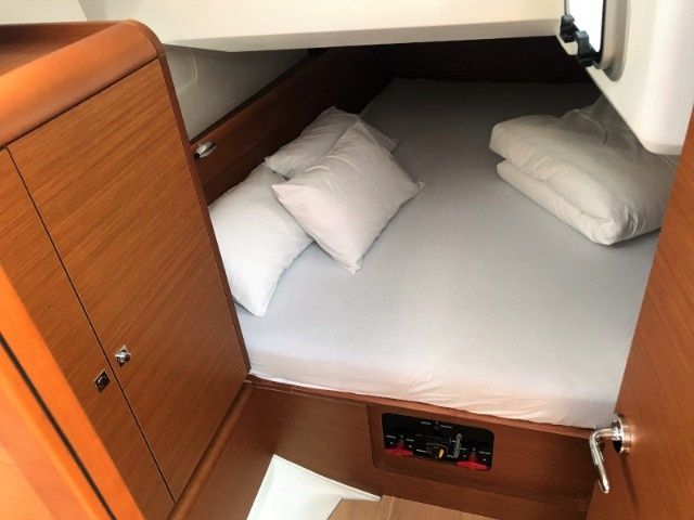 Jeanneau Sun Odyssey 449 | Hallyday