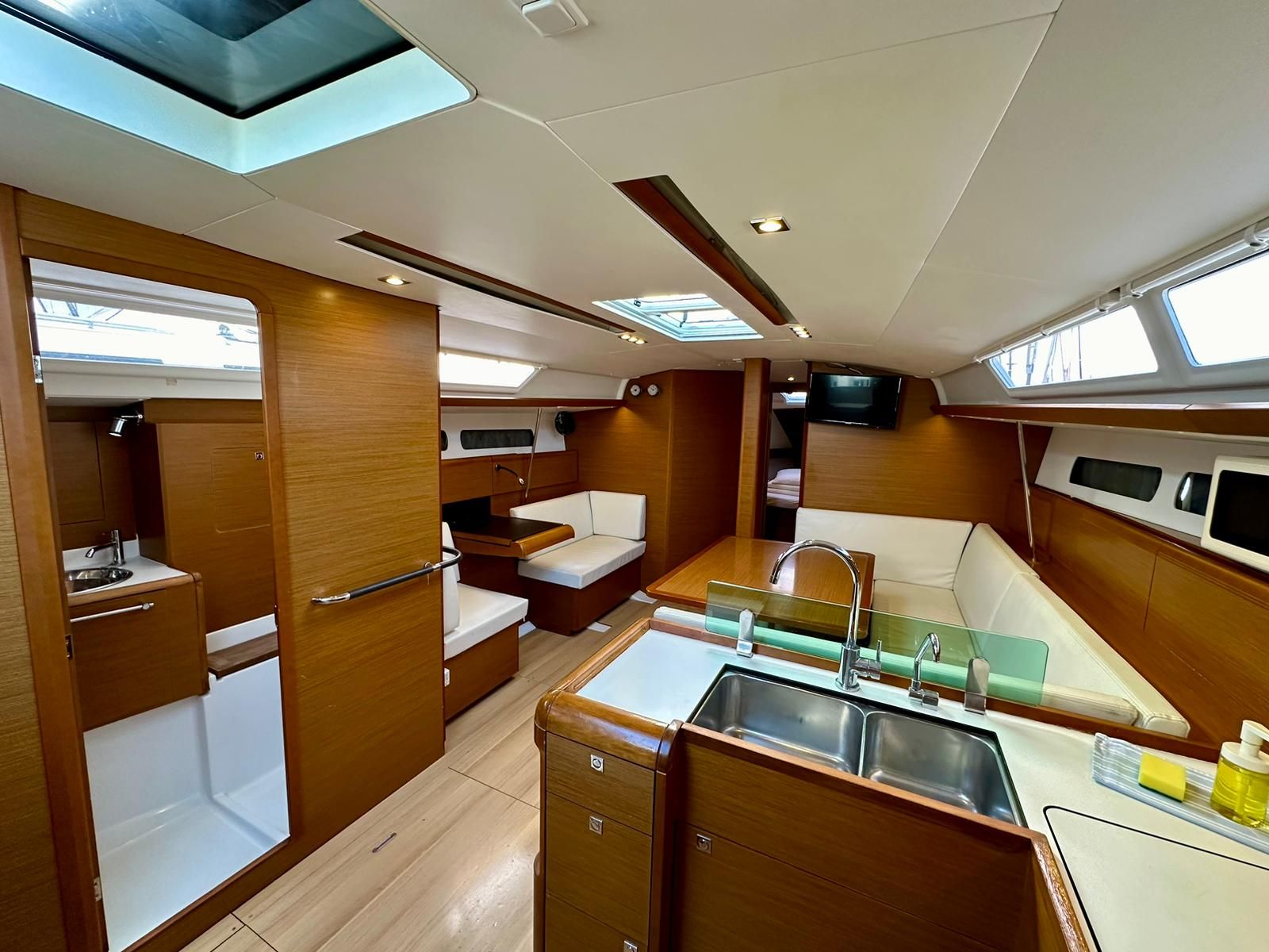 Jeanneau Sun Odyssey 449 | Janis