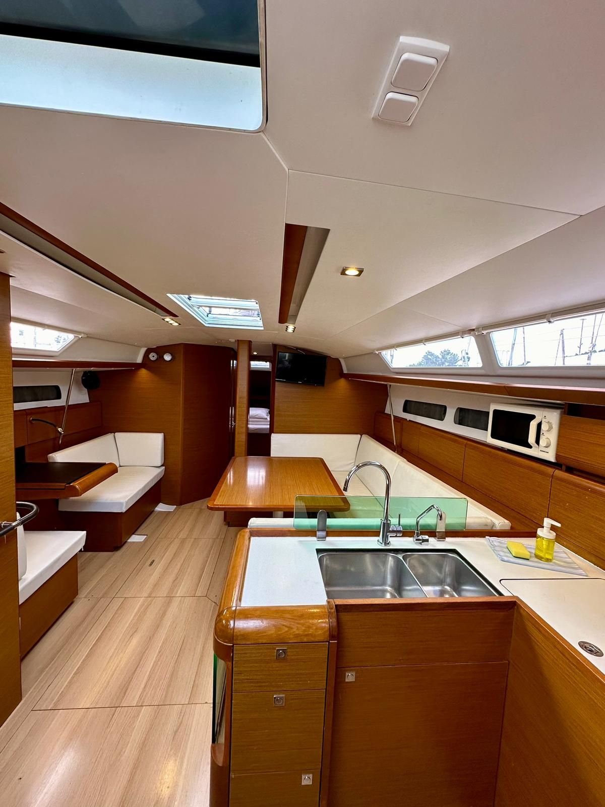 Jeanneau Sun Odyssey 449 | Sinatra