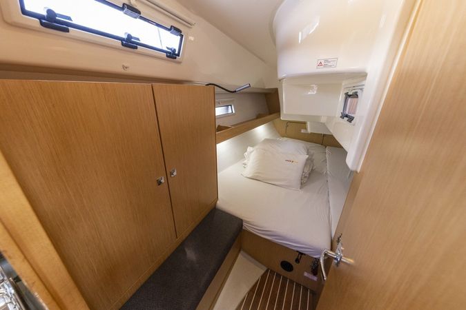 Bavaria Cruiser 34 | Lena