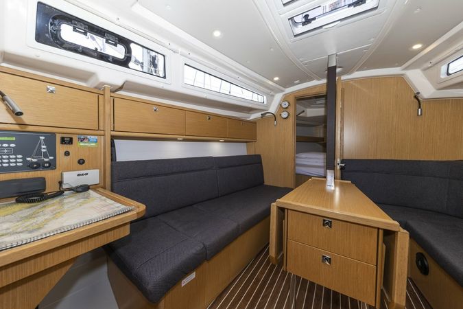 Bavaria Cruiser 34 | Lena