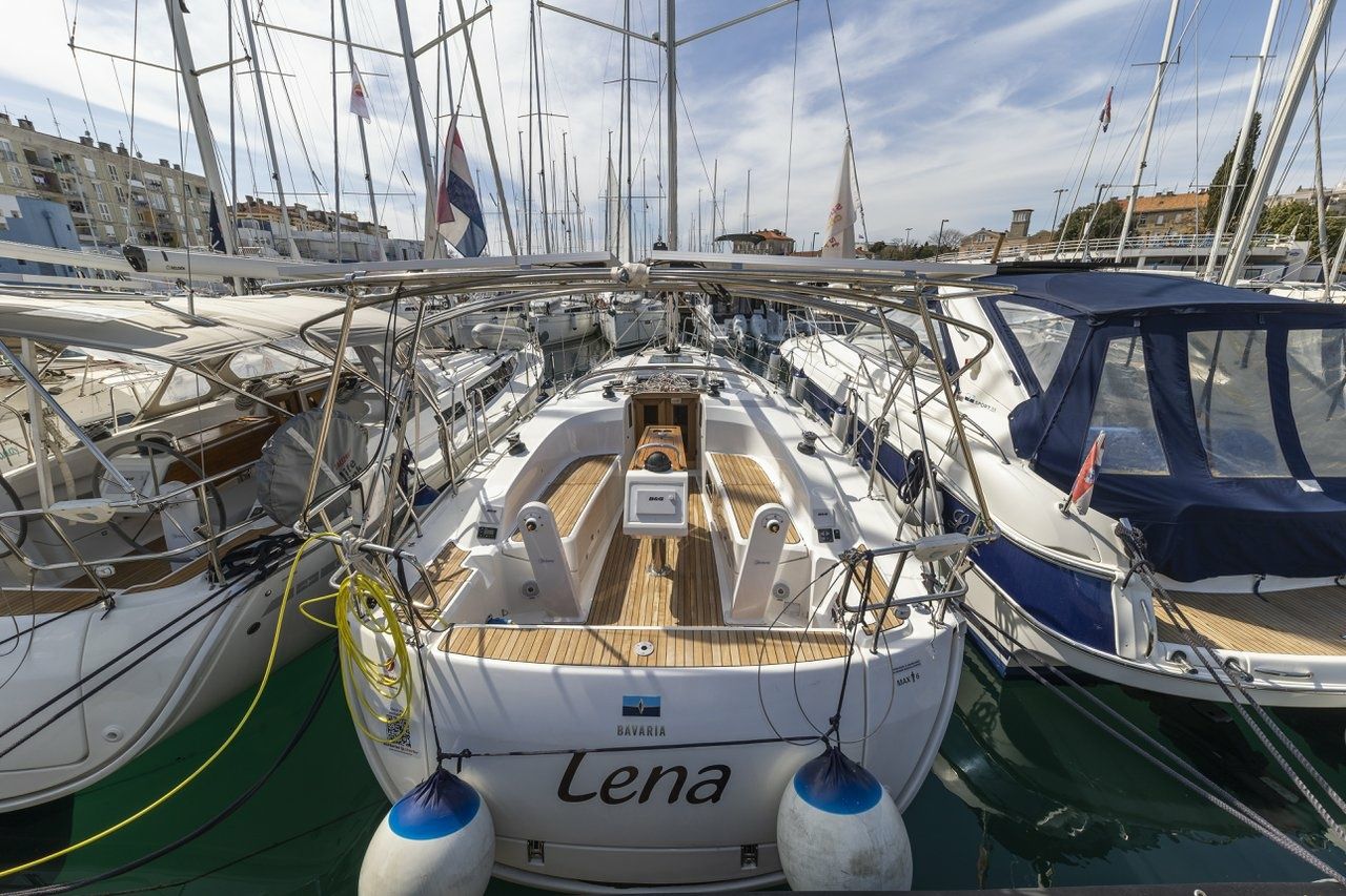 Bavaria Cruiser 34 | Lena