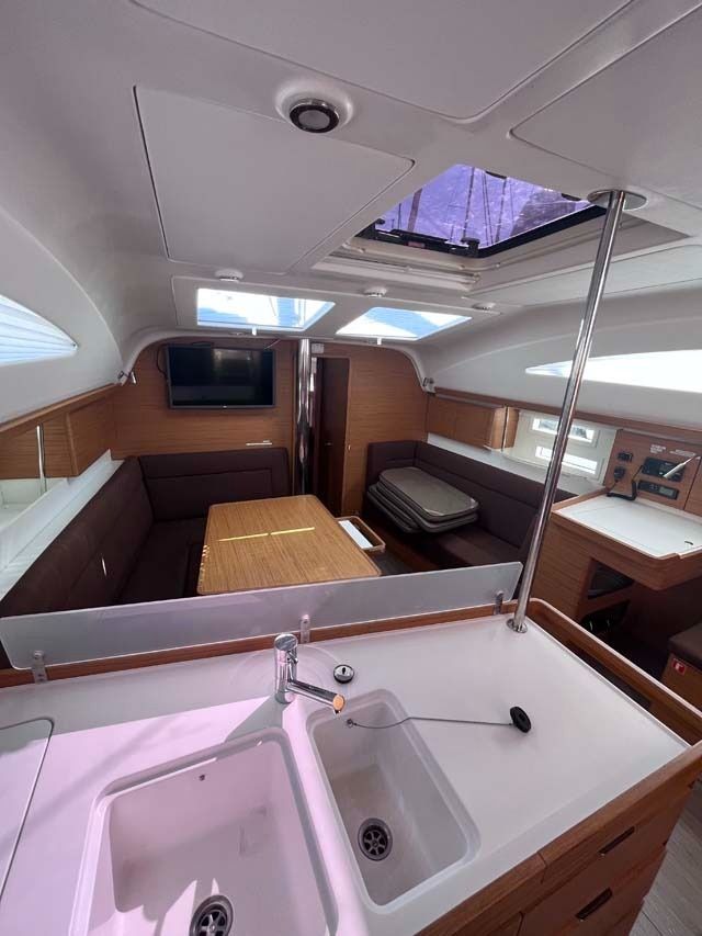 Elan 45 Impression | Knotty Buoy