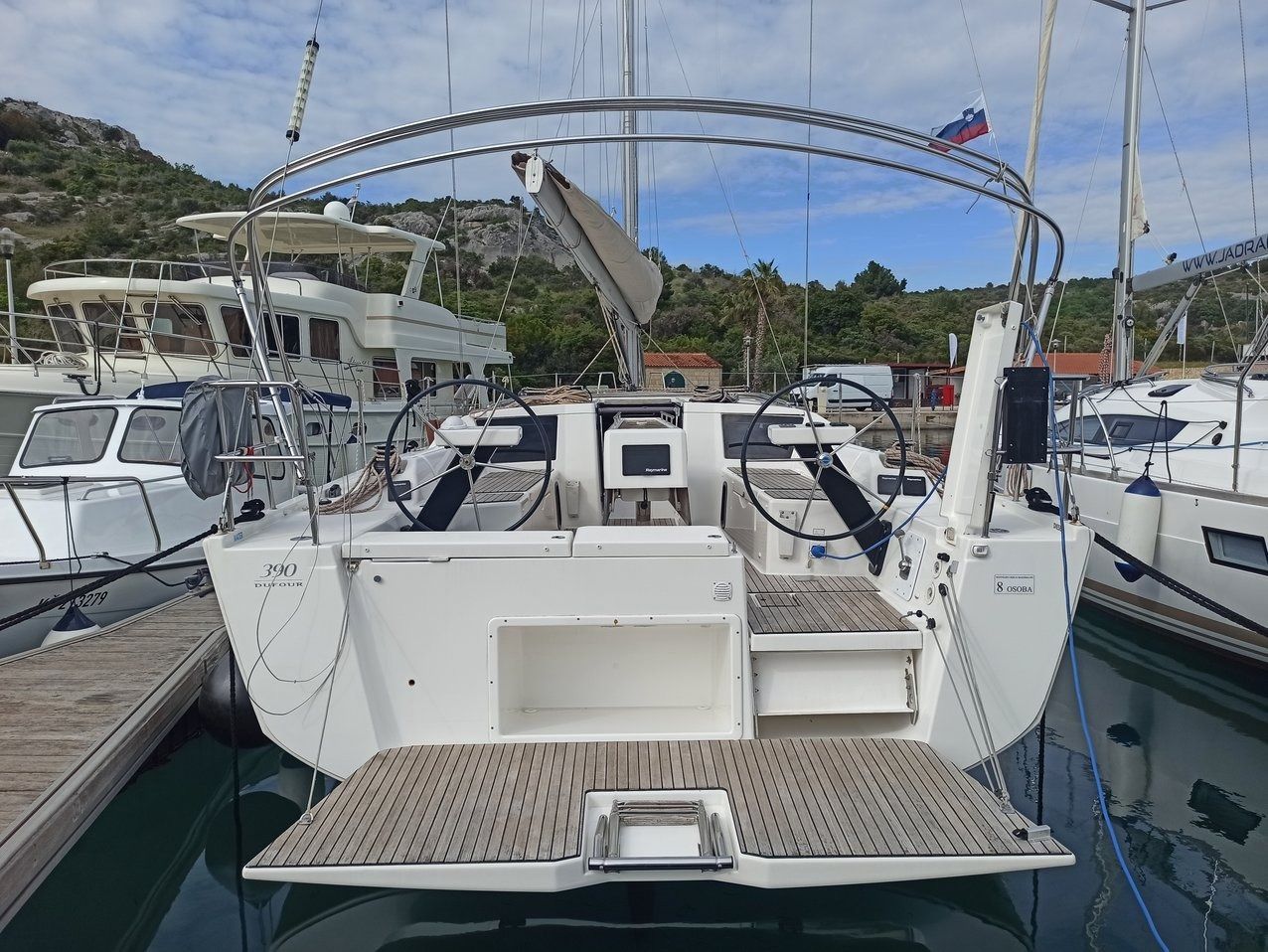 Dufour 390 | Esko