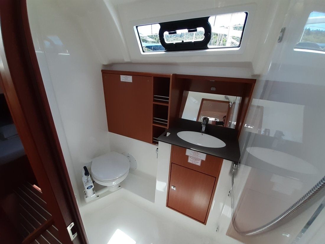 Bavaria Cruiser 41 | Frida