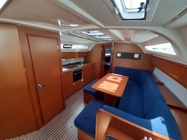 Bavaria Cruiser 41 | Frida
