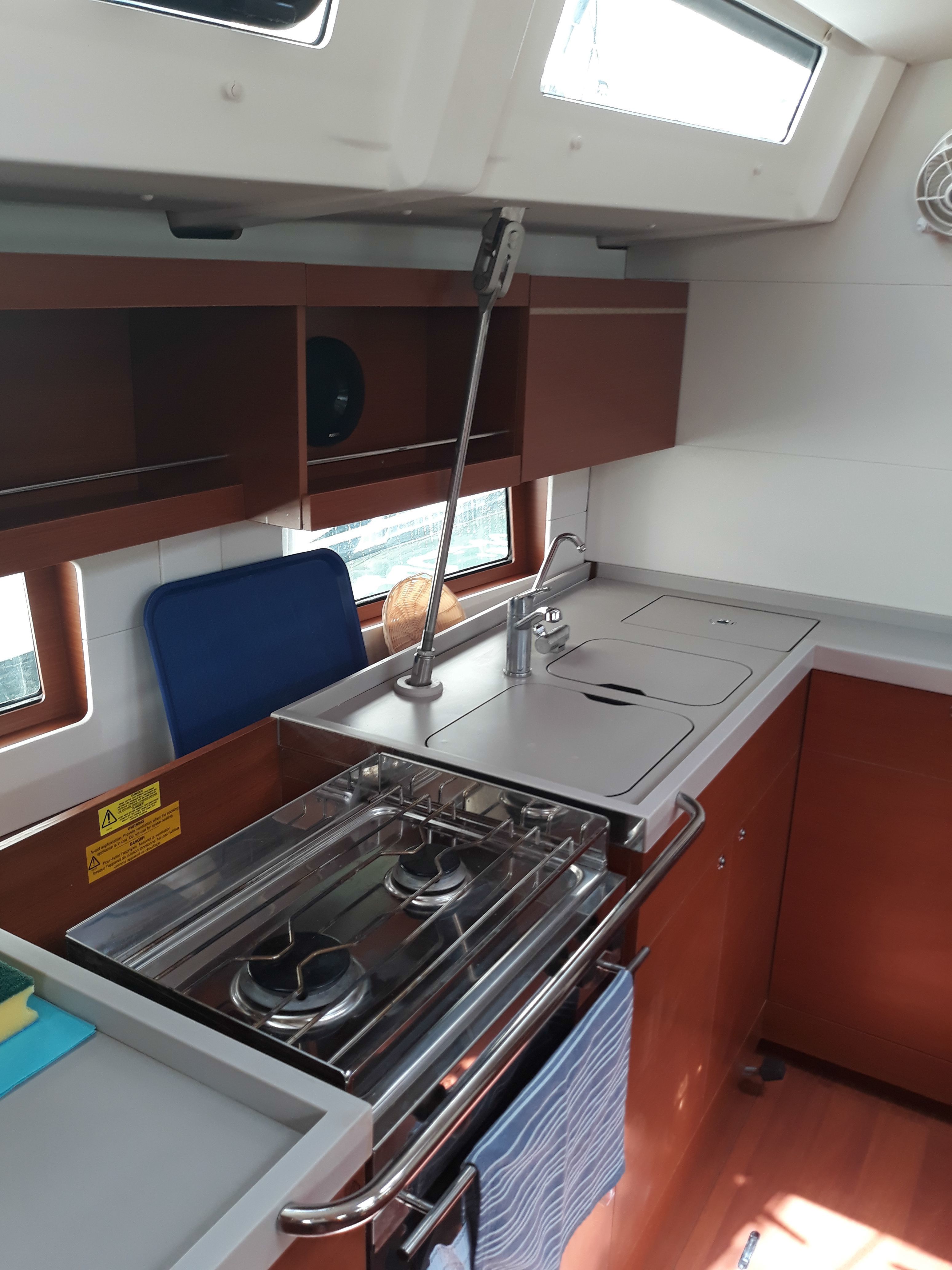 Beneteau Oceanis 46.1 | Ravishing