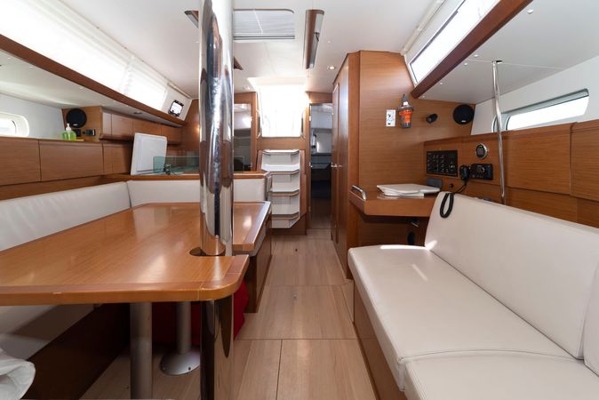 Jeanneau Sun Odyssey 389 | BarElli