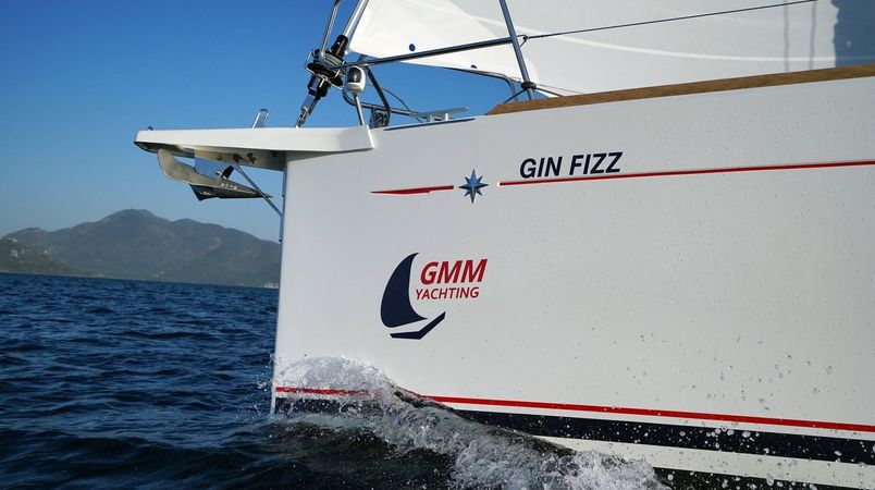 Jeanneau Sun Odyssey 389 | Gin Fizz