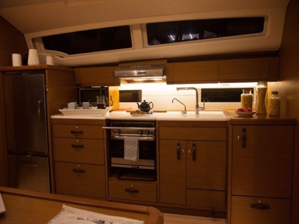 Jeanneau 54 | Pelagic Sail