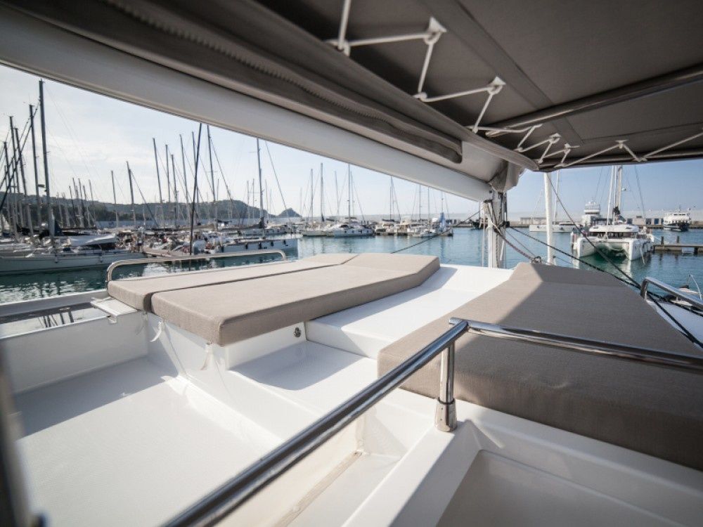 Fountaine Pajot Saba 50 | Alvin
