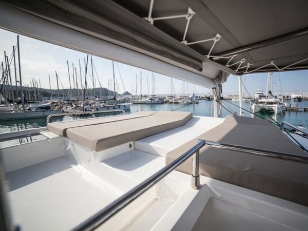 Fountaine Pajot Saba 50 | Alvin