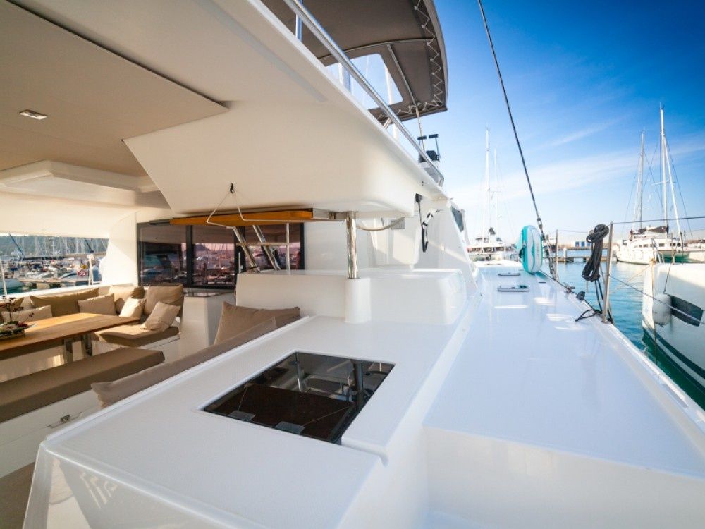 Fountaine Pajot Saba 50 | Alvin