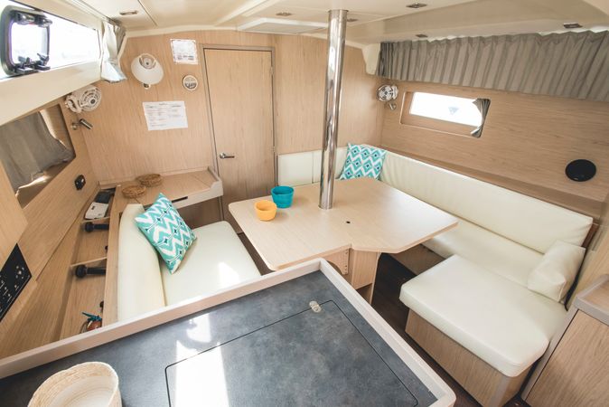 Beneteau Oceanis 41.1 | Nina